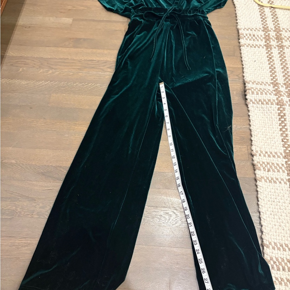 Chic Velvet Wrap Jumpsuit in Deep Green - Picture 7 of 9